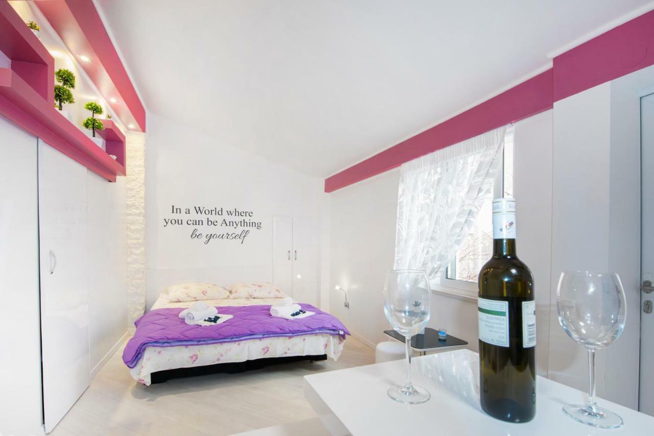 Cute Little Apartment In The Old Town Spalato Esterno foto